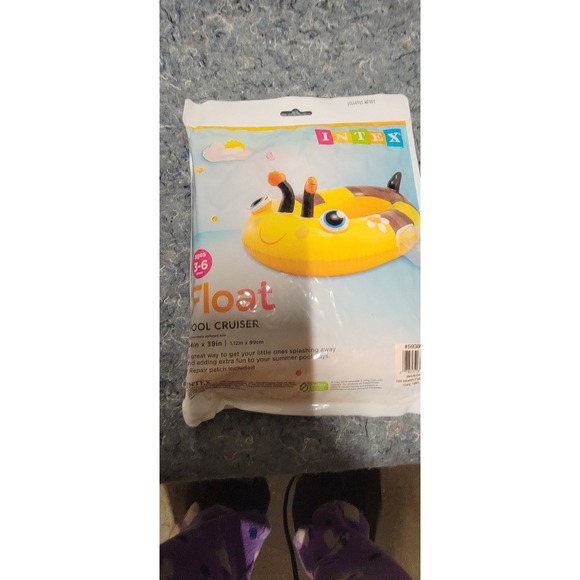 Intex Pool Float for Kiddles: Bubble Bee Pool Cruiser - Picture 6 of 6